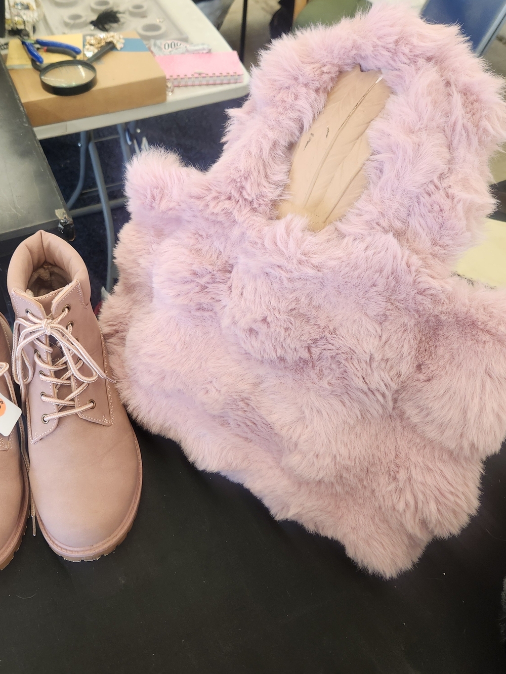 Gently Used Size 8 Pink Boots. With New Pink Faux Fur Bag